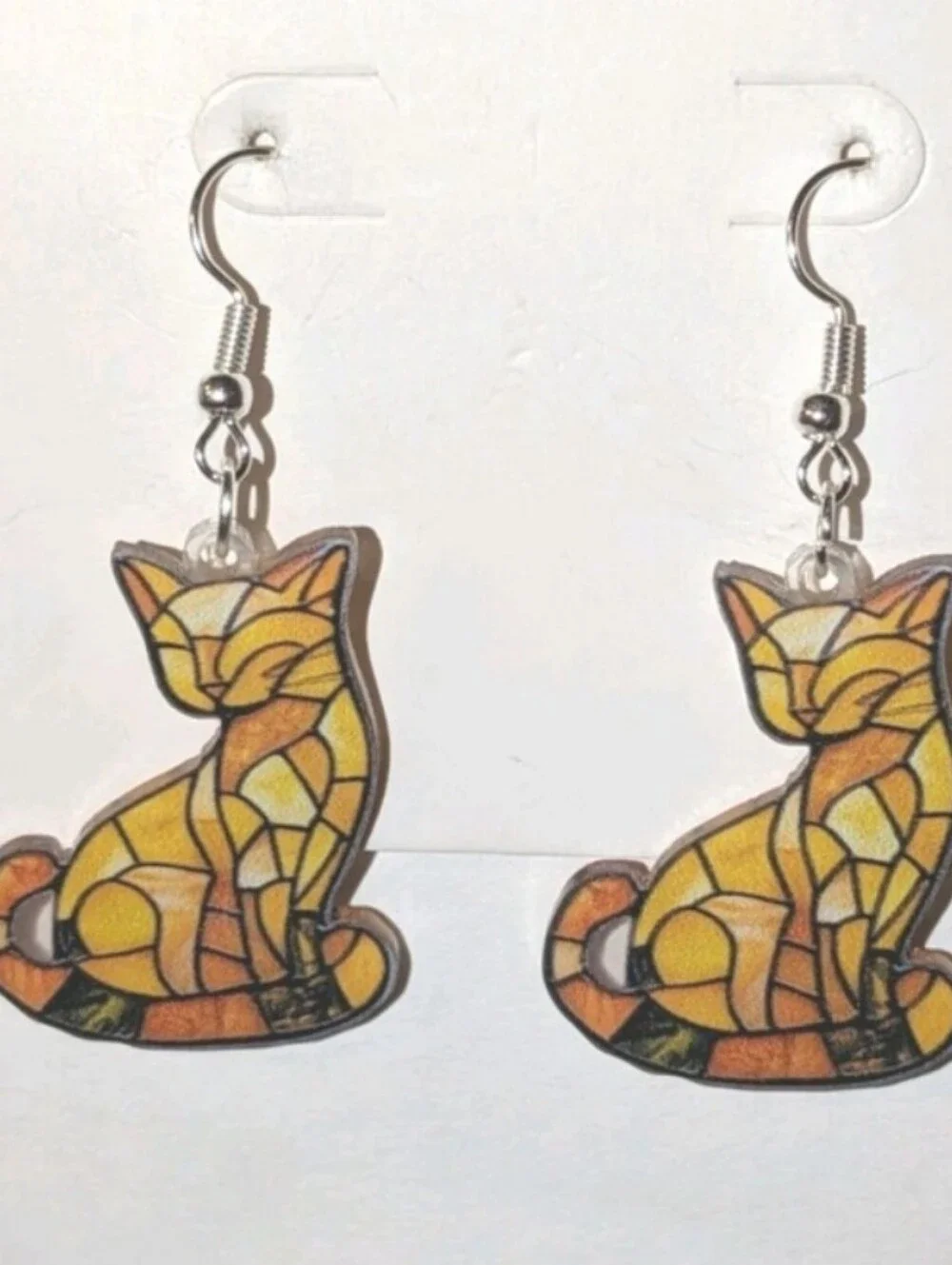 Stylized Yellow Cat Dangle Earrings - Charming Pet-Themed Jewelry